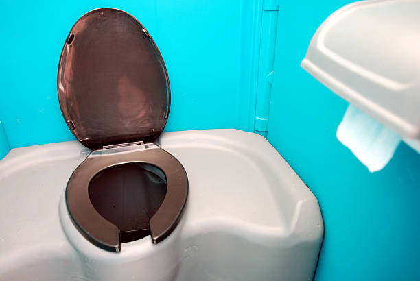 Best Portable restroom trailer rental  in Kenilworth, PA
